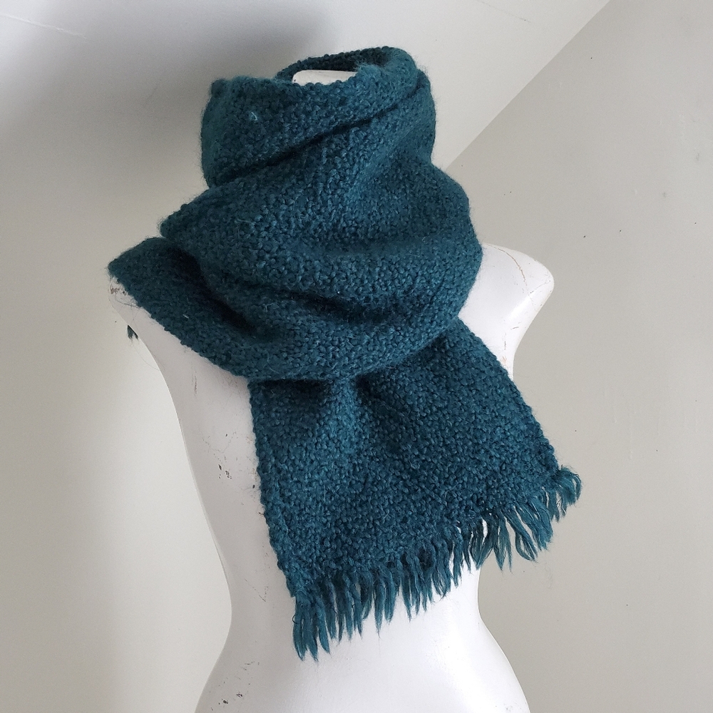 Tapestries Ireland Turquoise Teal Knit Scarf